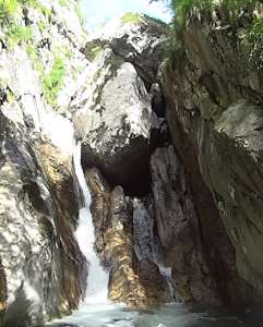 Torrente Caldone - Val Boazzo (Forra dei Lecchesi) - 
        cascata
    