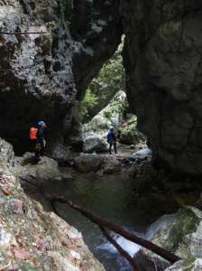 Val Barbarena Bastarda - 
        grotta
    