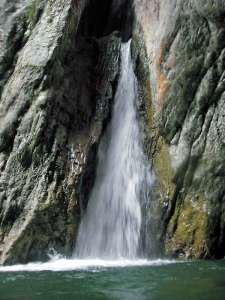 Val Tovanella - 
        ultima cascada
    