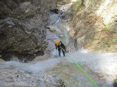 Valle dell' Infernaccio
Val d' Abisso - Cascate della Madonna - 
        
    